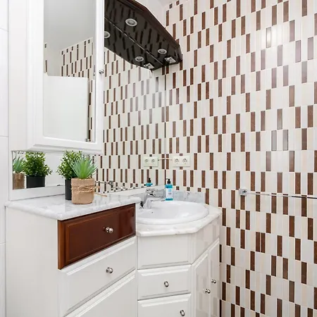 Comodo Y Economico By アパート *