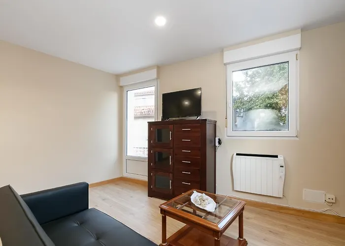 Comodo Y Economico By Daire