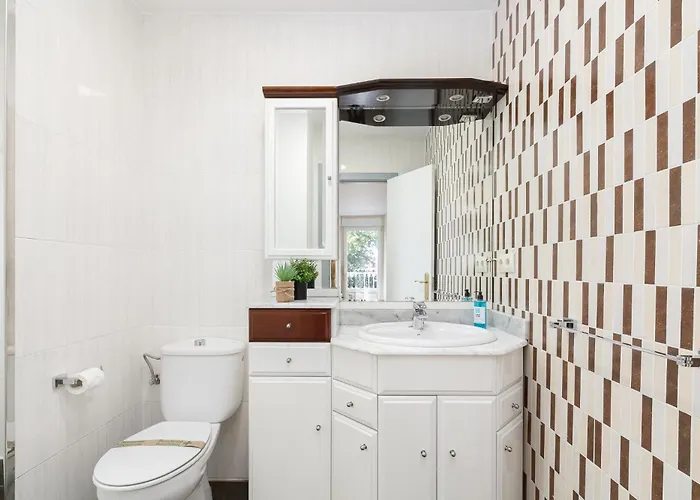 Comodo Y Economico By * Vigo